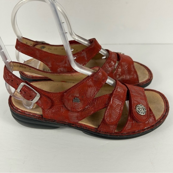 Finn Comfort Women's Red Sandals - Picture 5 of 8